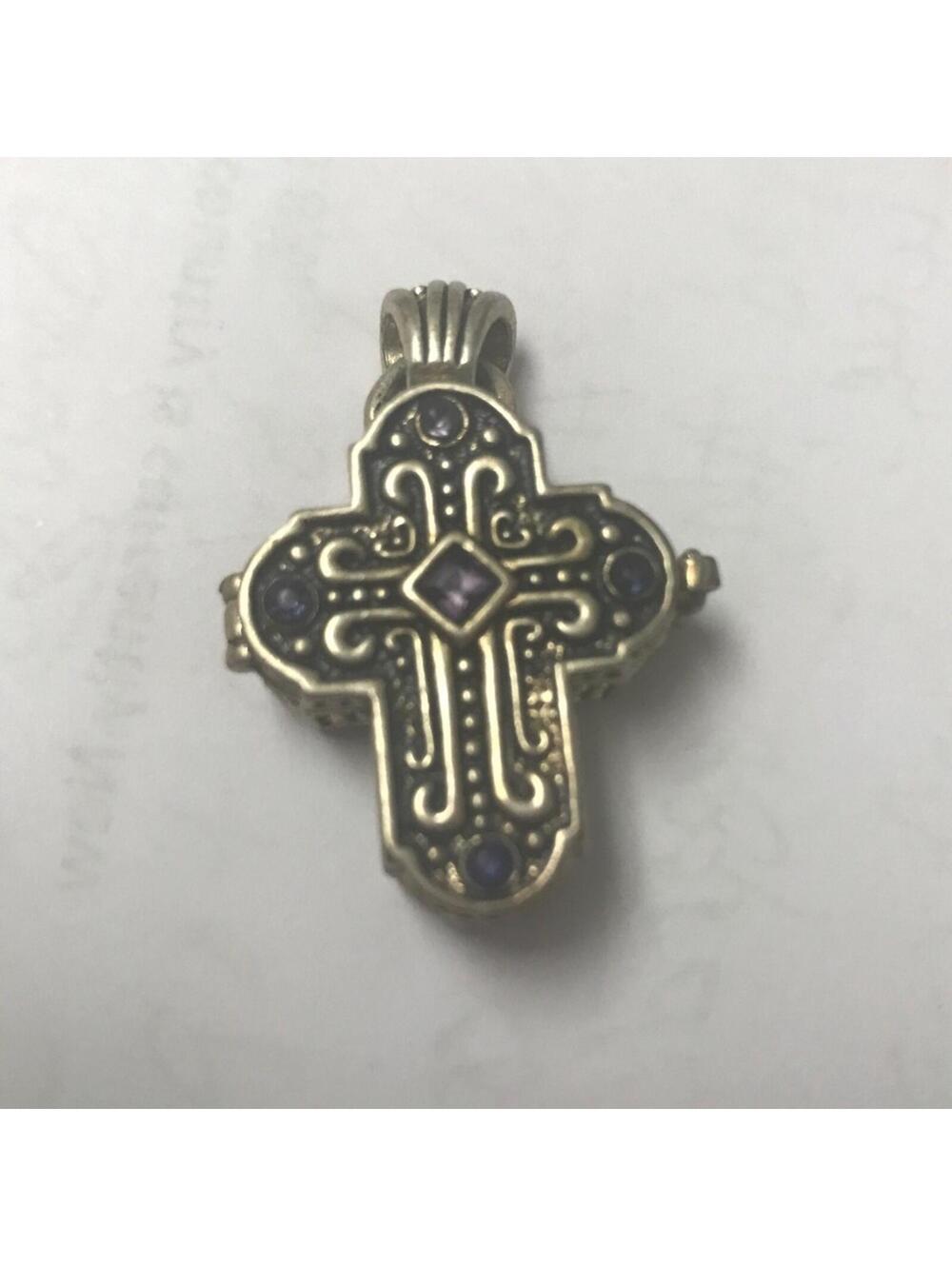 Vintage Cross Hemlock Pendant